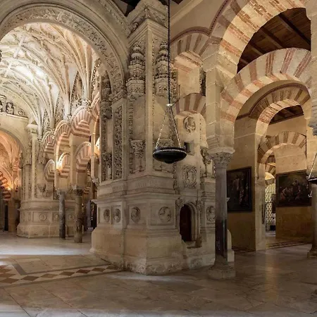 Eduardo Lucena 5, Casco Historico 公寓